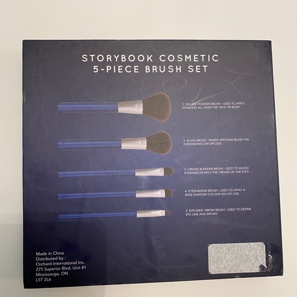 NWT storybook Cosmetic make up brush set - Picture 4 of 5